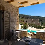 Villa Tseralia