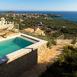 Villa Tseralia Houses Stoupa