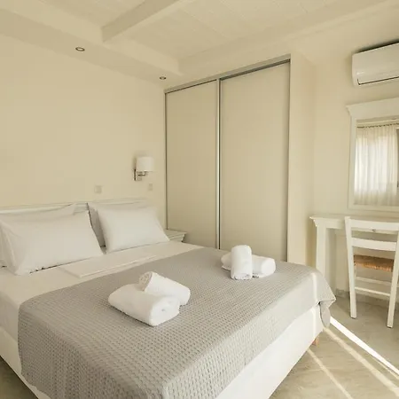 Villa Tseralia Houses