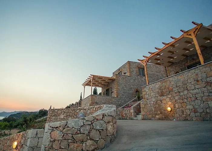 Villa Tseralia Houses Stoúpa