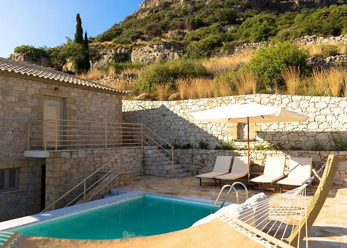 Tseralia Houses Villa *